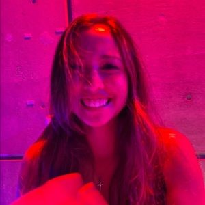 Meet your Posher, Alyse